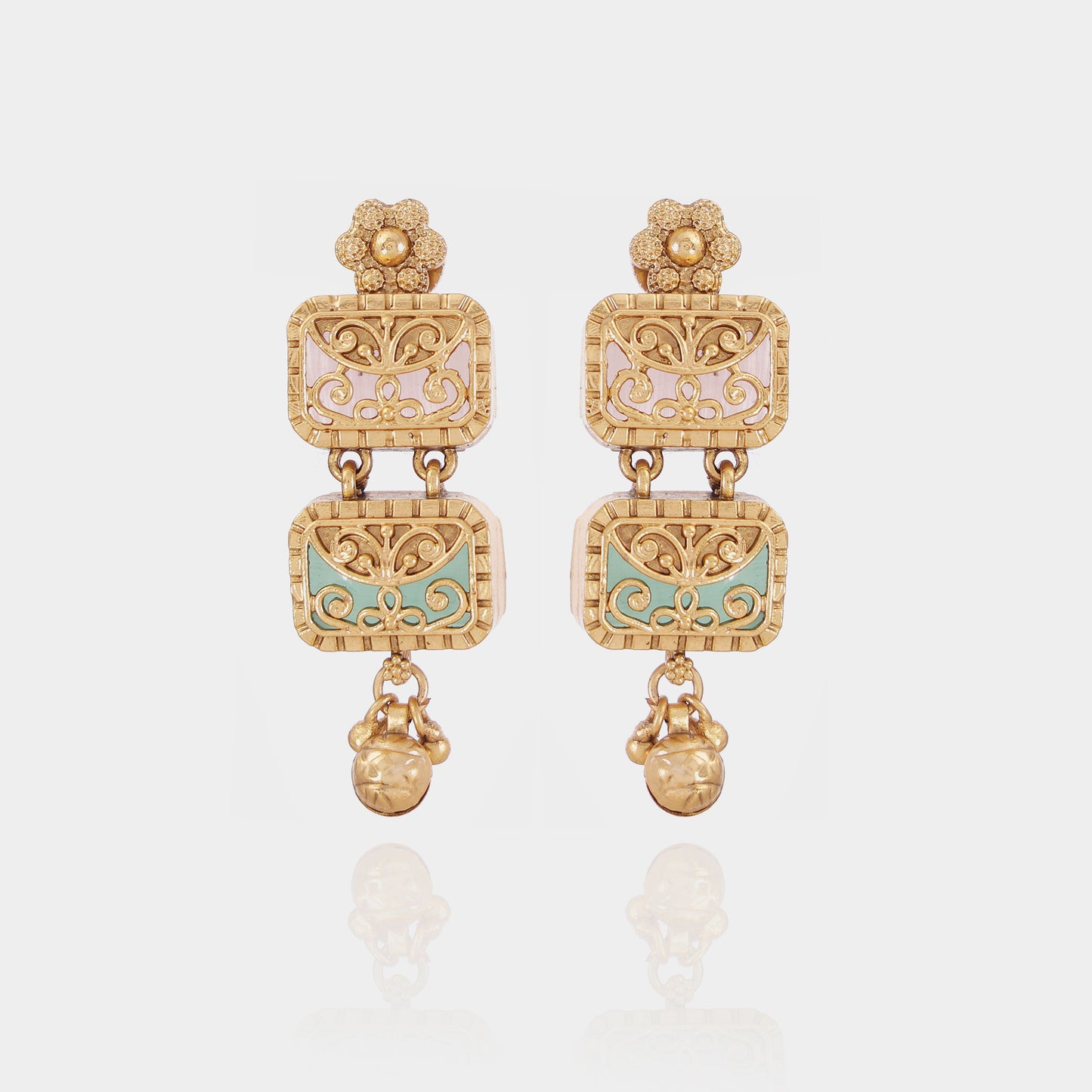 Regal Gold Box Choker Set