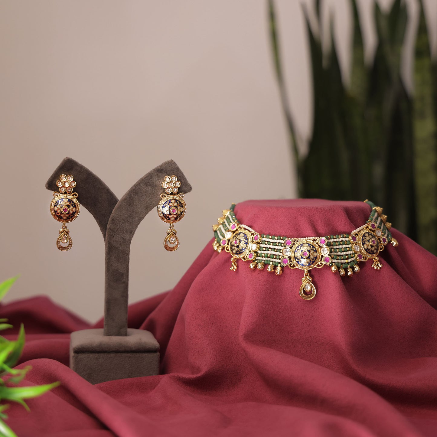 Emerald Meenakari Kundan Choker