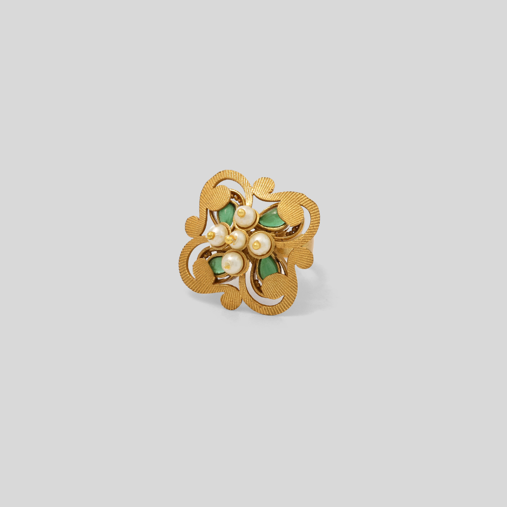 Pearl Bloom Floral Cocktail Ring