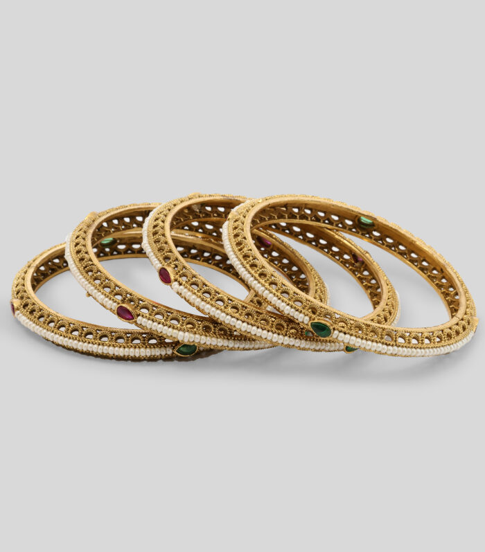 Pearl Oval Bangle Set