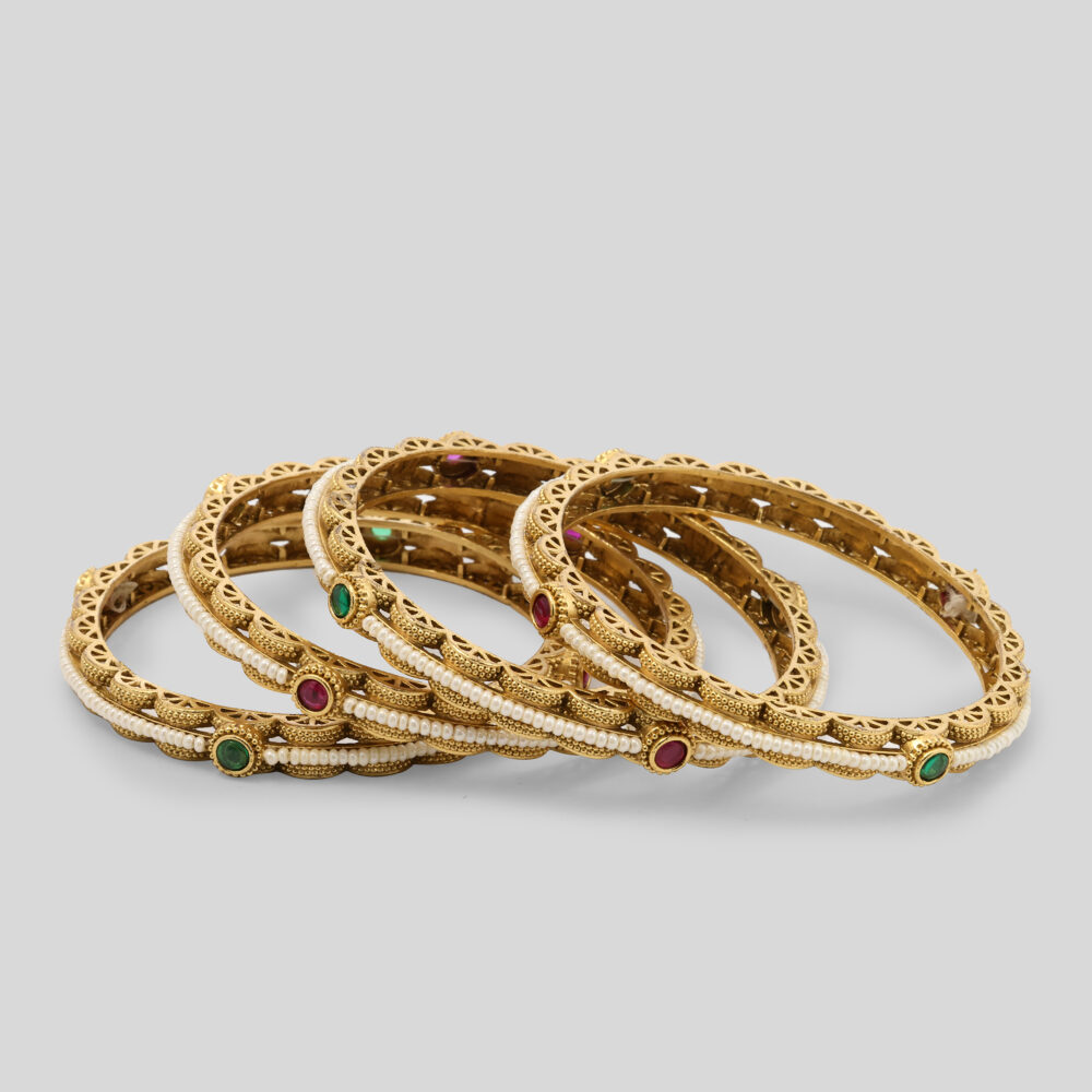 Pearl Rounded Bangle Set