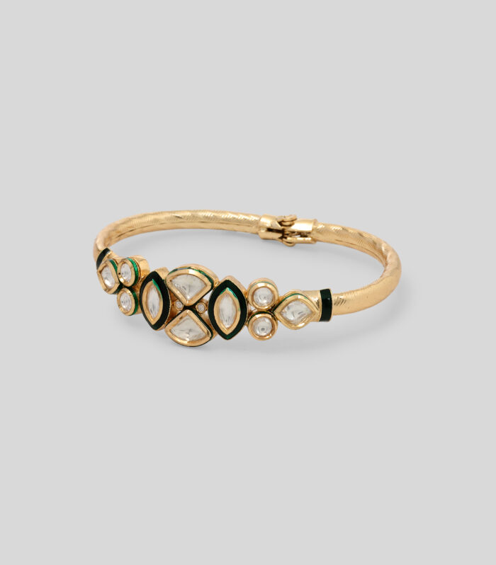 Verdant Radiance Kundan Bracelet