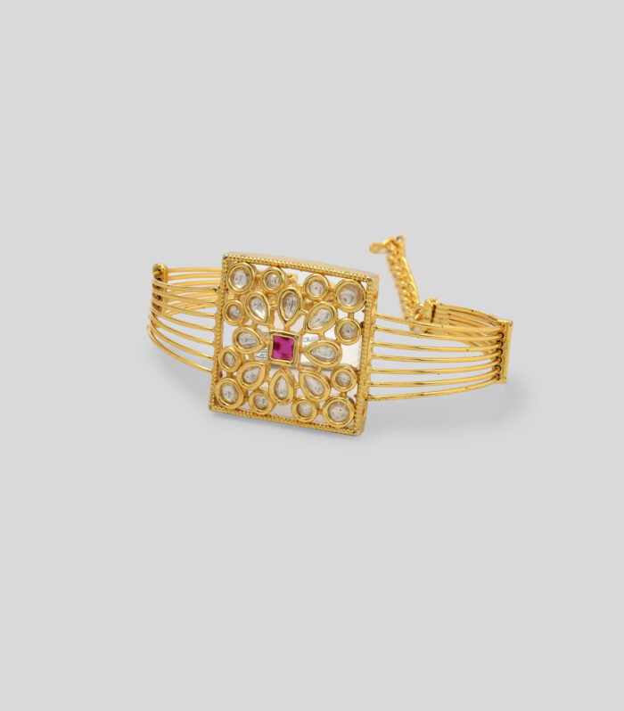 Golden Filigree Kundan Bracelet
