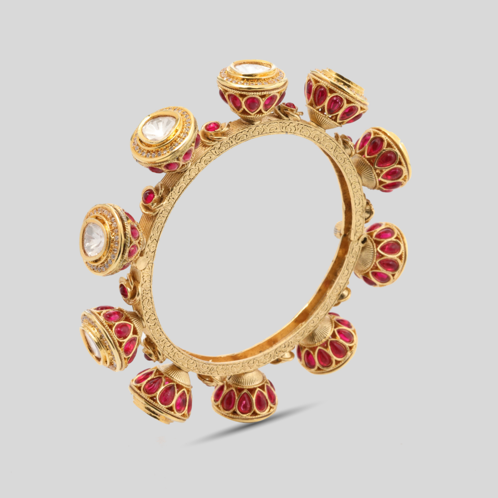 Temple Bloom Kundan Bangle