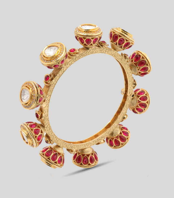 Temple Bloom Kundan Bangle