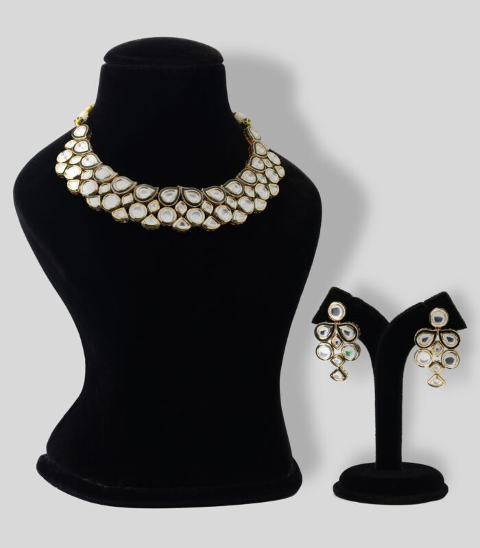 Moonlit Facet Choker Set